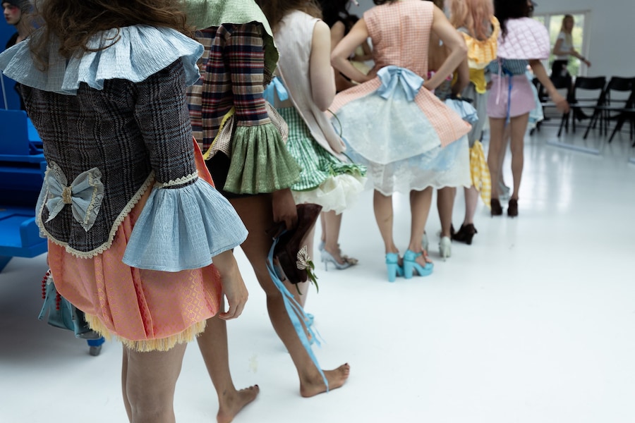 LLL SS27 – Backstage 12