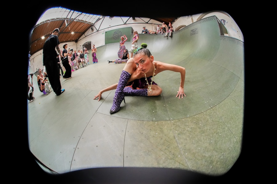 DAMUR Berlin rave 0