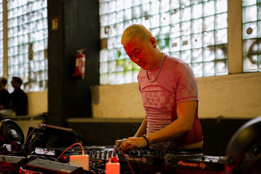 DAMUR Berlin rave 10