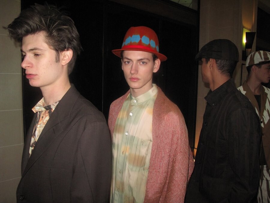 Image 0