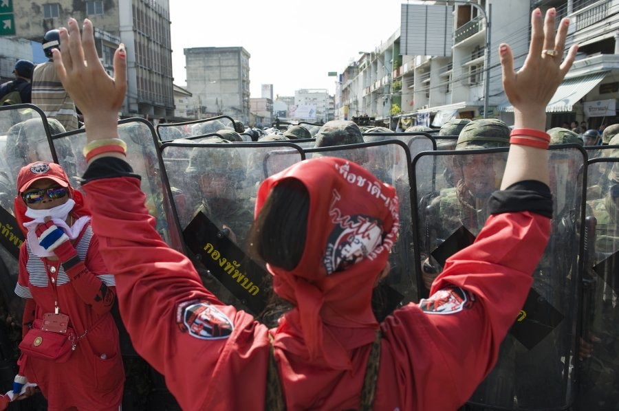 Anti-Government protestors clash with Thai police 14