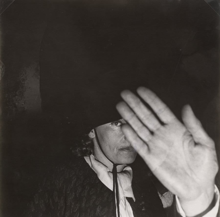Georges Dudognon Greta Garbo in the Club St. Germa 7