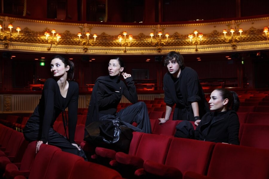 Christina Arestis, Mara Galeazzi, Ludovic Ondiviel 2