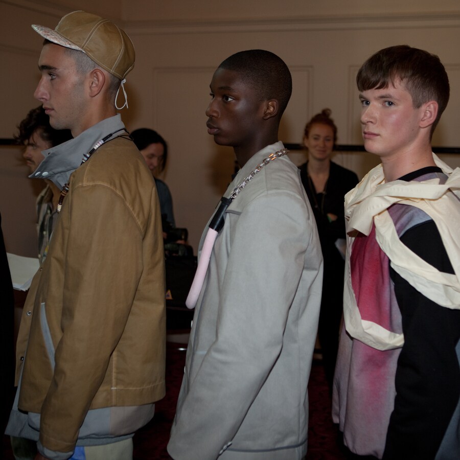 Image 0