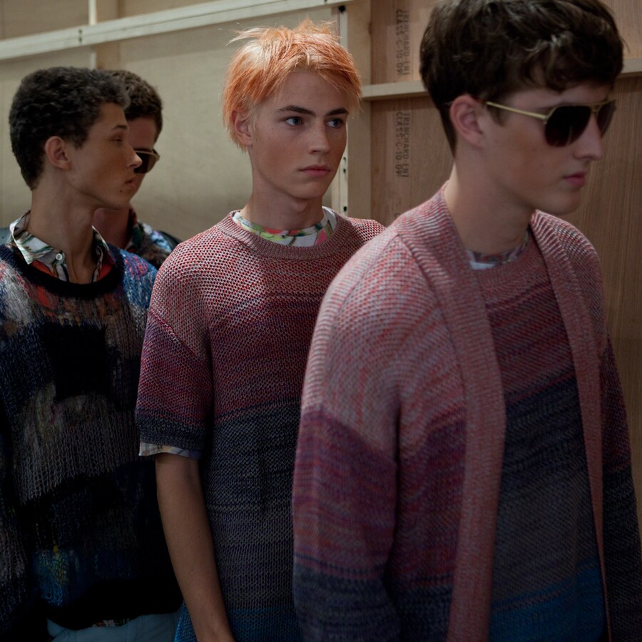 Image 0