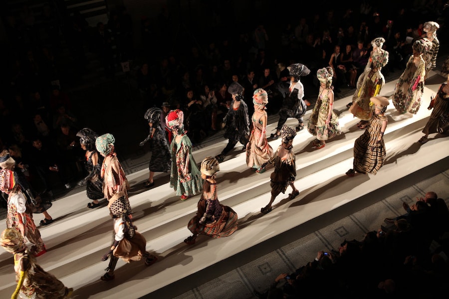 Fashion in Motion: KENZO &#169; V&amp;A Images 2