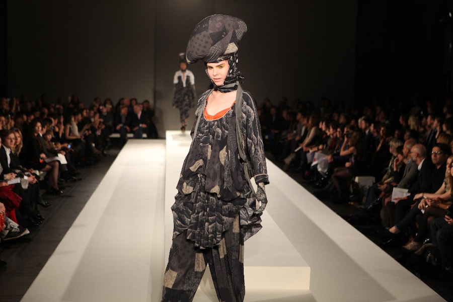 Fashion in Motion: KENZO &#169; V&amp;A Images 0