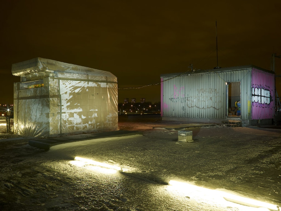 4. Photography by Giles Price 10