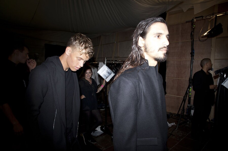 Image 0
