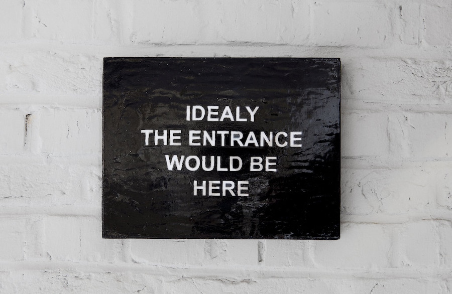 Laure Prouvost, Ideally the entrance would be here 1