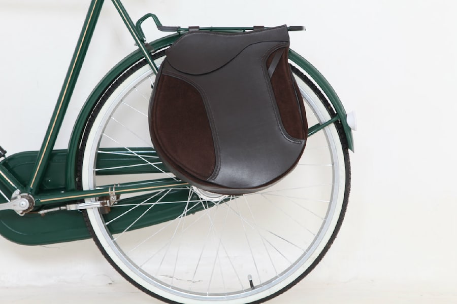 Bag by Christina Hamilton 13