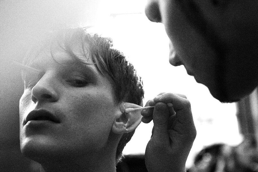 Exclusive backstage photography by Brett Lloyd 6