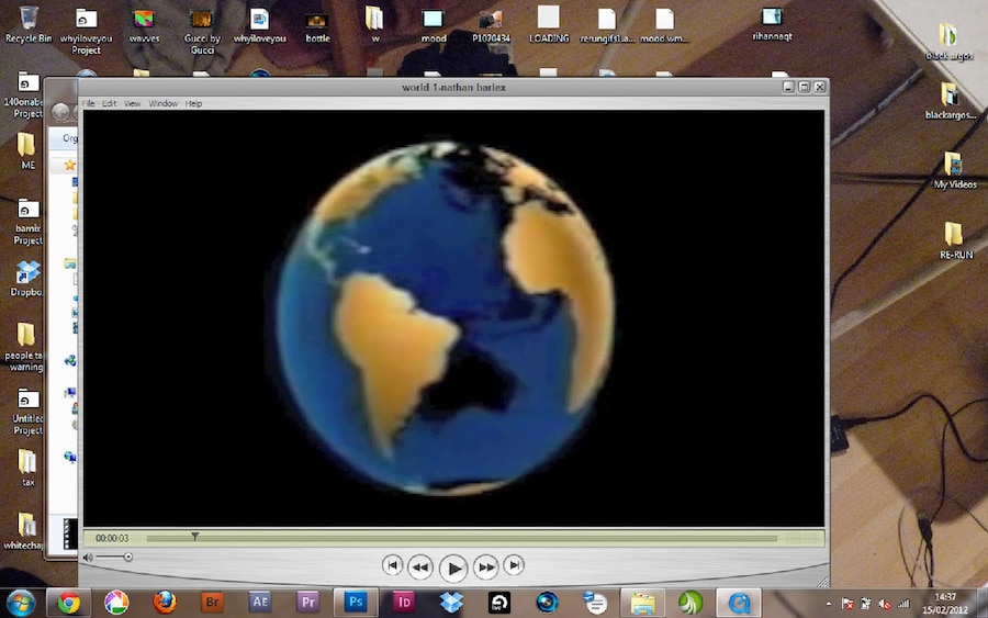 Nathan Barlex - World View 2012 (video still on de 3