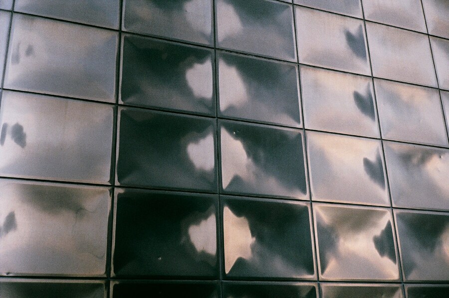Michael Faraday Memorial in Elephant &amp; Castle C. Y 11