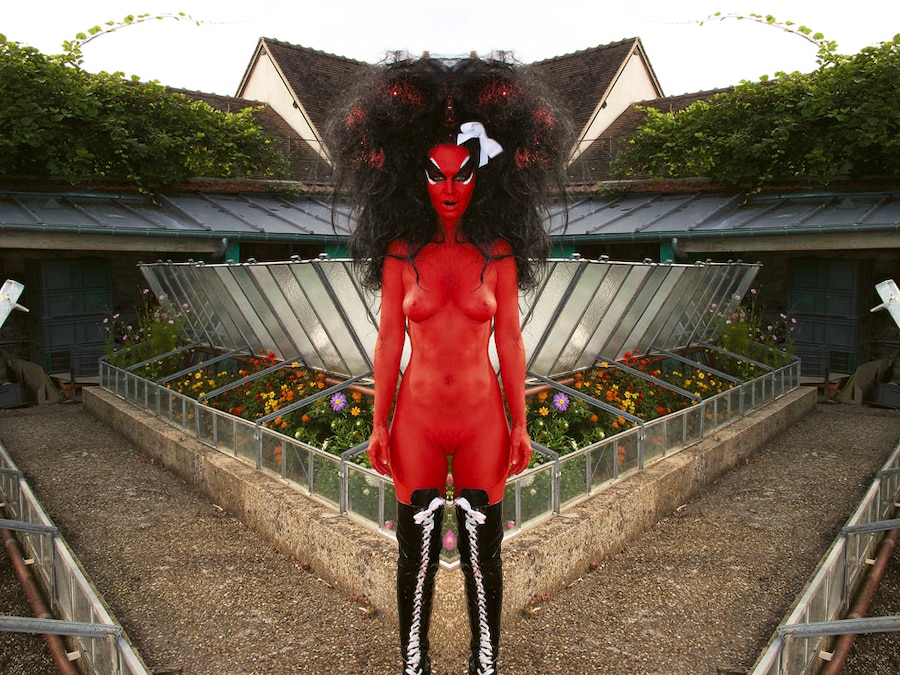 E.V. Day and Kembra Pfahler / Untitled 1, 2012 / 4 9