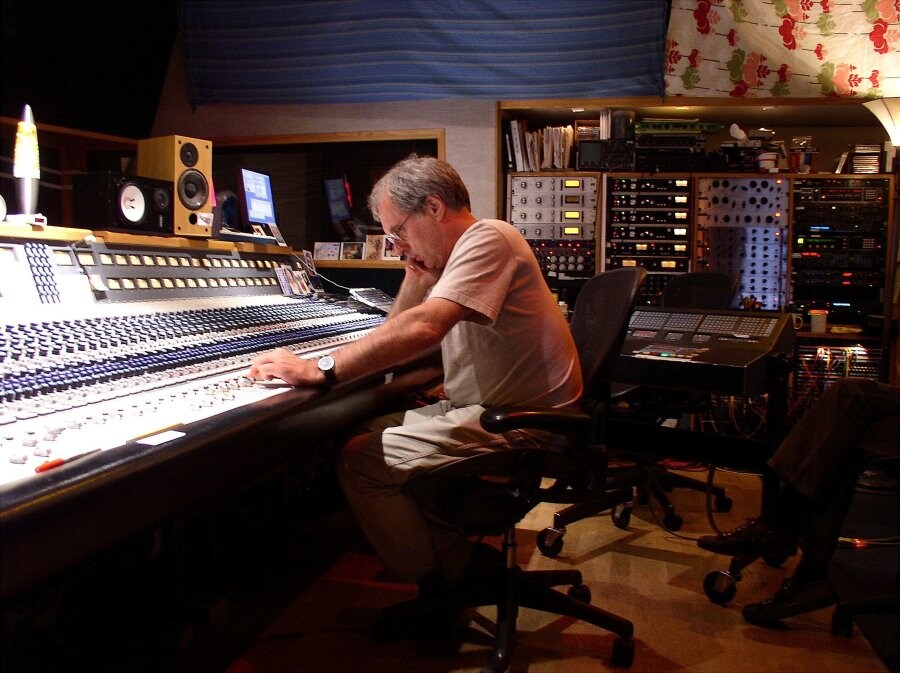 John Leckie at work. 0