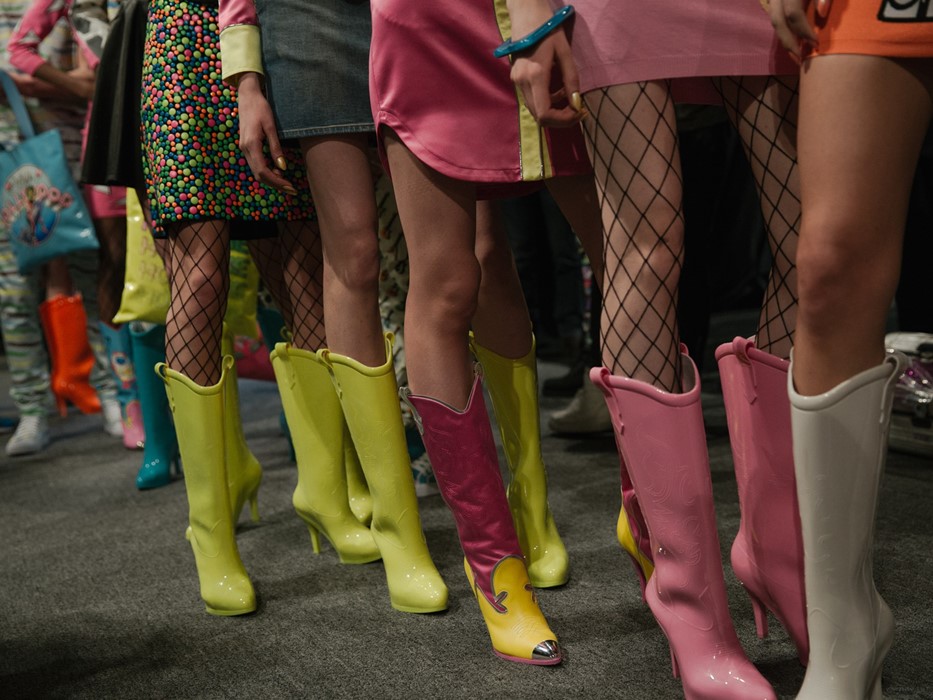 Jeremy Scott serves up cartoons, cowgirls and candy colours Womenswear ...
