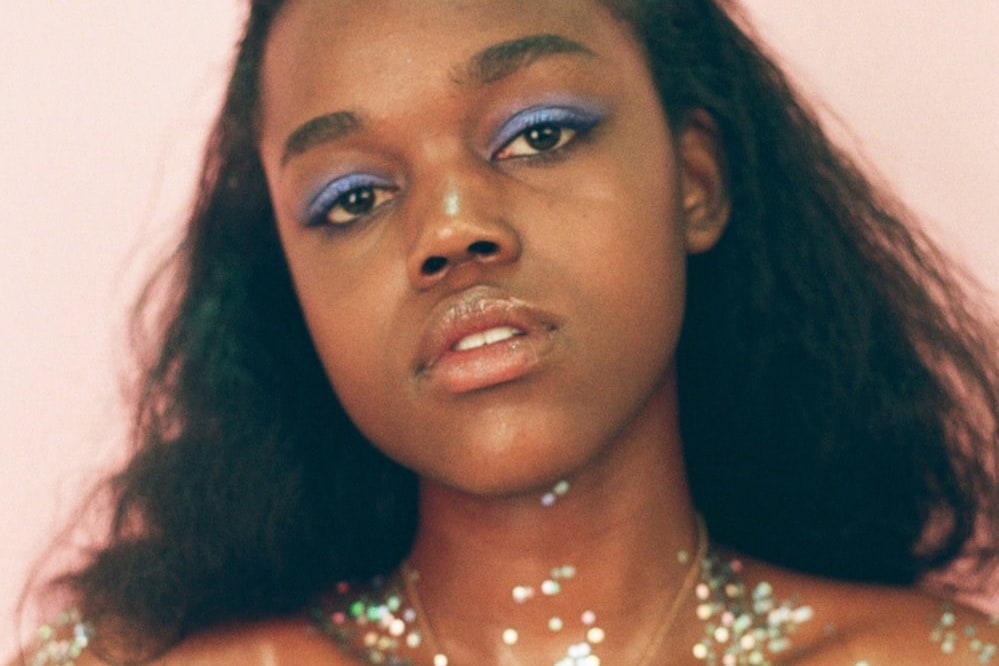 【希少品】She's not me / CHLOE SHEPPARD Photographing beautiful moments of self-love and acceptance